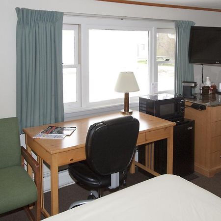 The Bluebird Motel Maine Machias Exterior foto