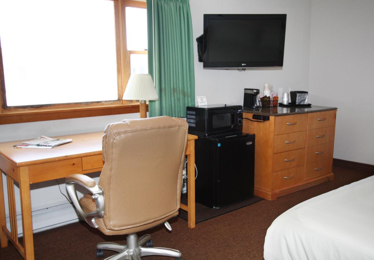 The Bluebird Motel Maine Machias Exterior foto